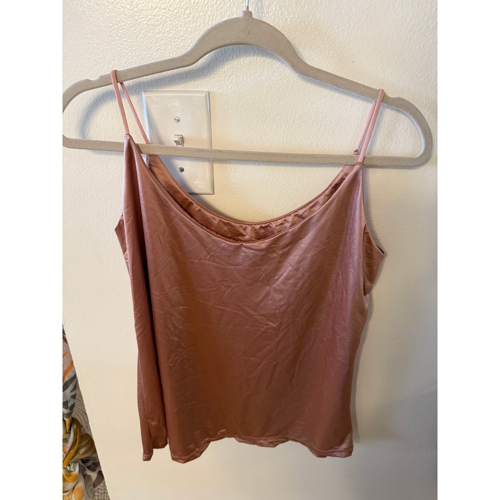 parade tank LG‎ missing tag lined base layer ultra silky soft copper rose gold